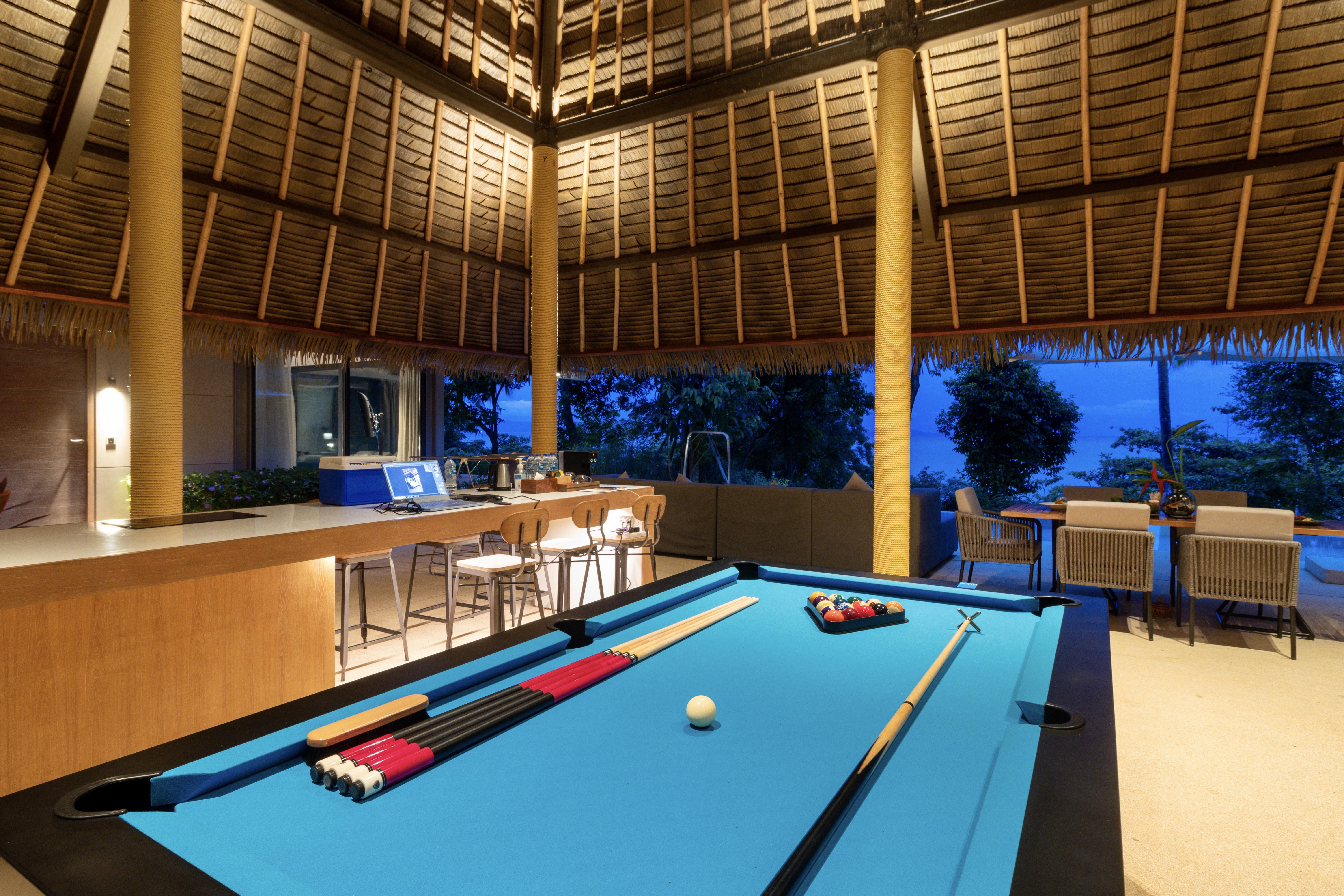 Hotel Island Escape Burasari Phuket Exteriér fotografie Pool table